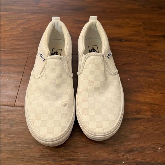 Vans Unisex Classic Checkered Slip-Ons in White- Size 2.0 Youth - Picture 1 of 10